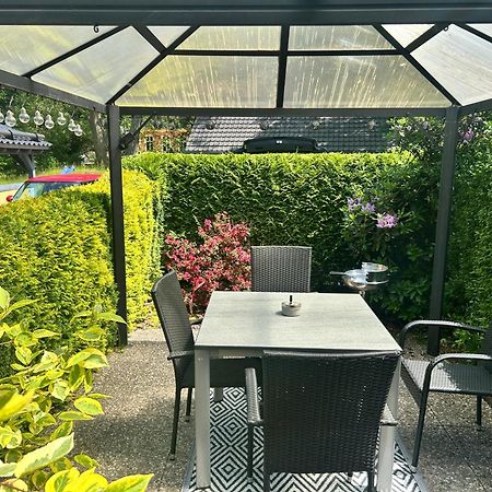 Ferienwohnung Im Gutshof Direkt Gegenueber Dem Schloss, Rhododendronpark Mit Terrasse Und Wlan Kromlau Extérieur photo
