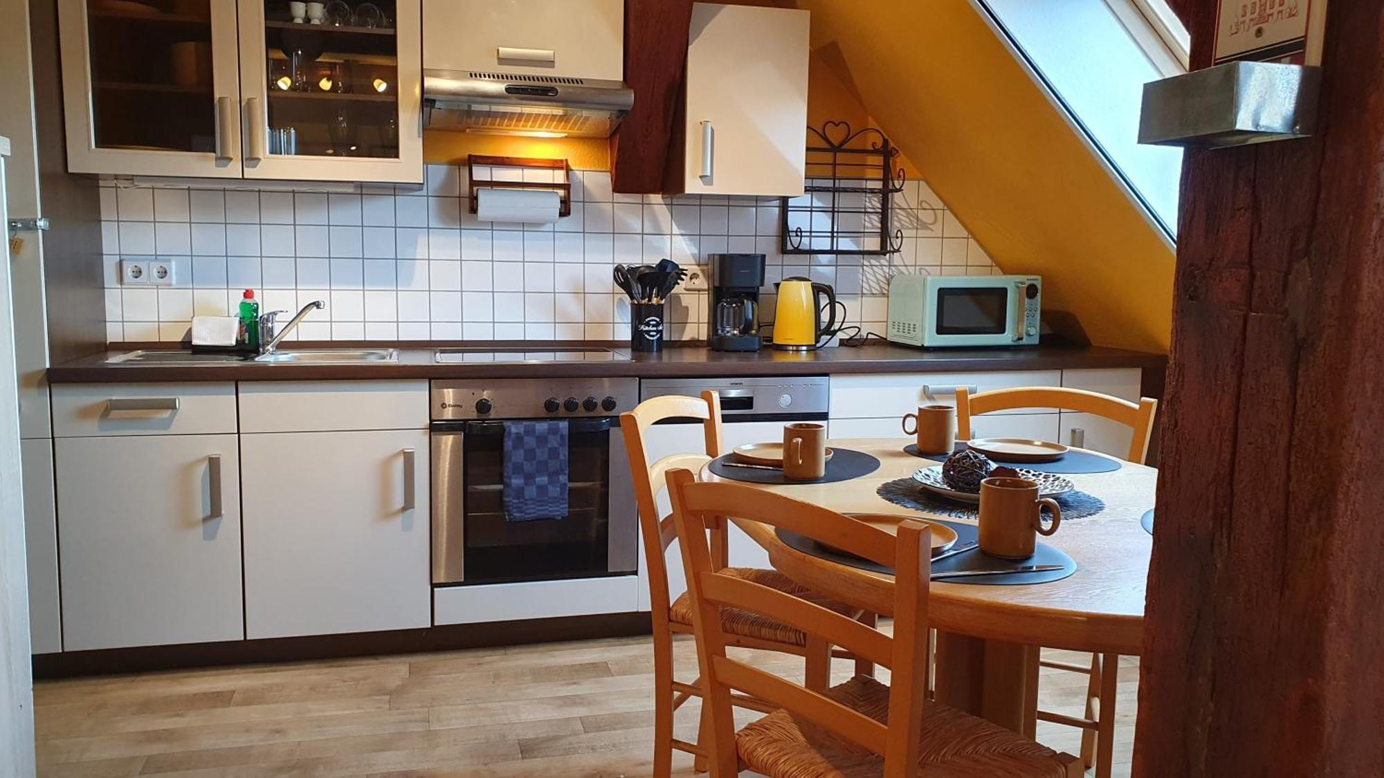 Ferienwohnung Im Gutshof Direkt Gegenueber Dem Schloss, Rhododendronpark Mit Terrasse Und Wlan Kromlau Extérieur photo